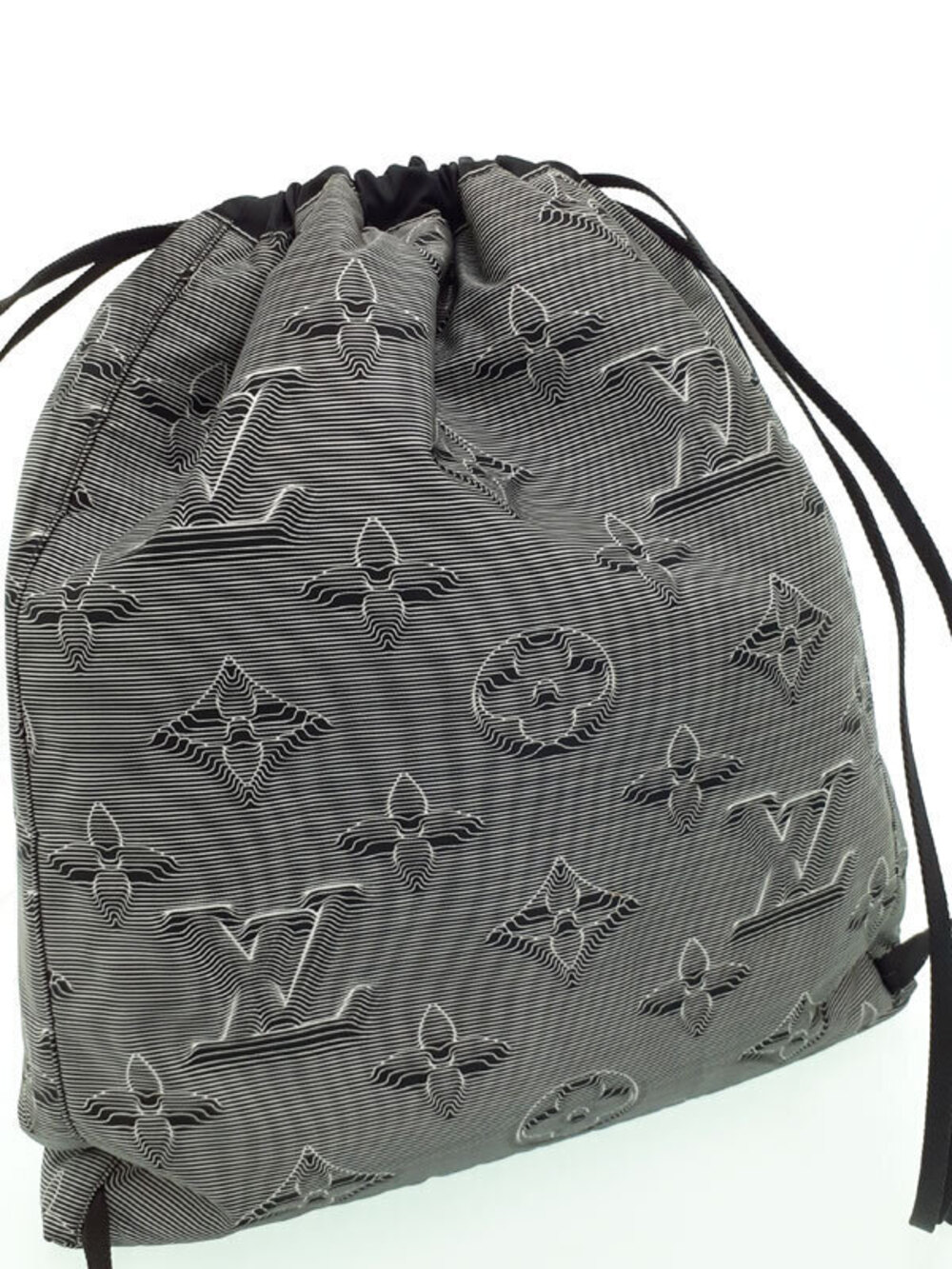 Louis Vuitton Drawstring Backpack - Picture 9 of 9